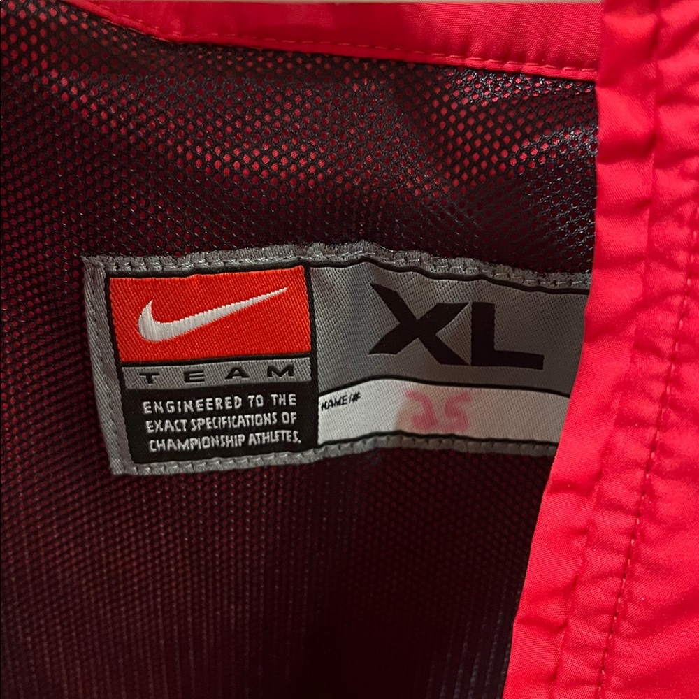 Nike Red Windbreaker Jacket - Picture 3 of 3